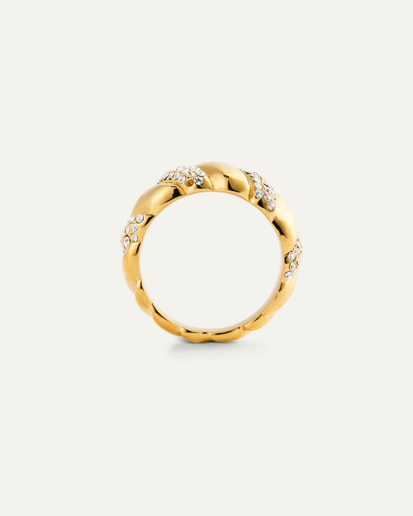 Noela Ring