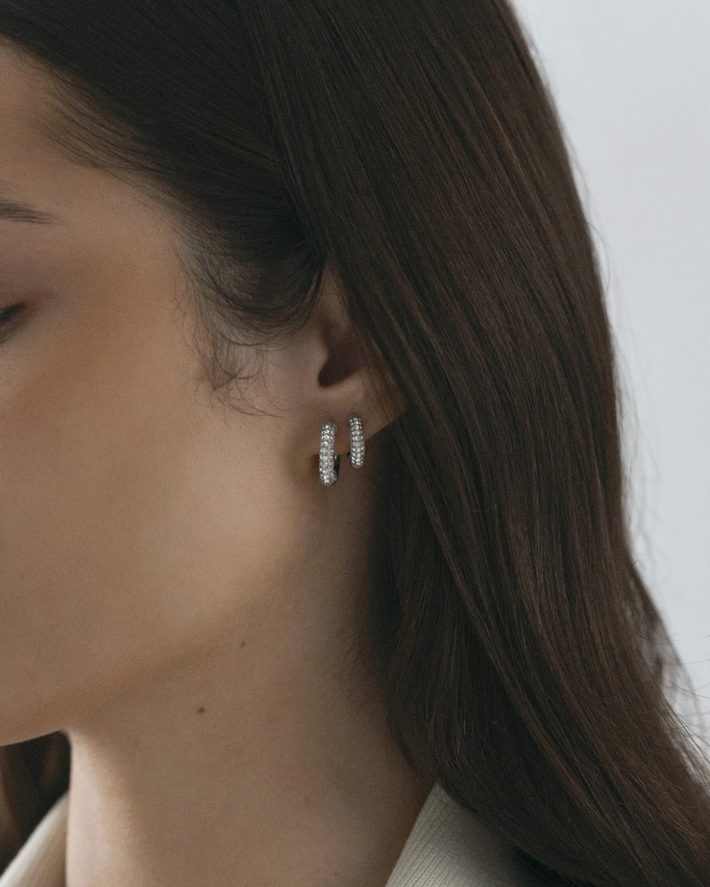 Pavé Everyday Medium Hoops