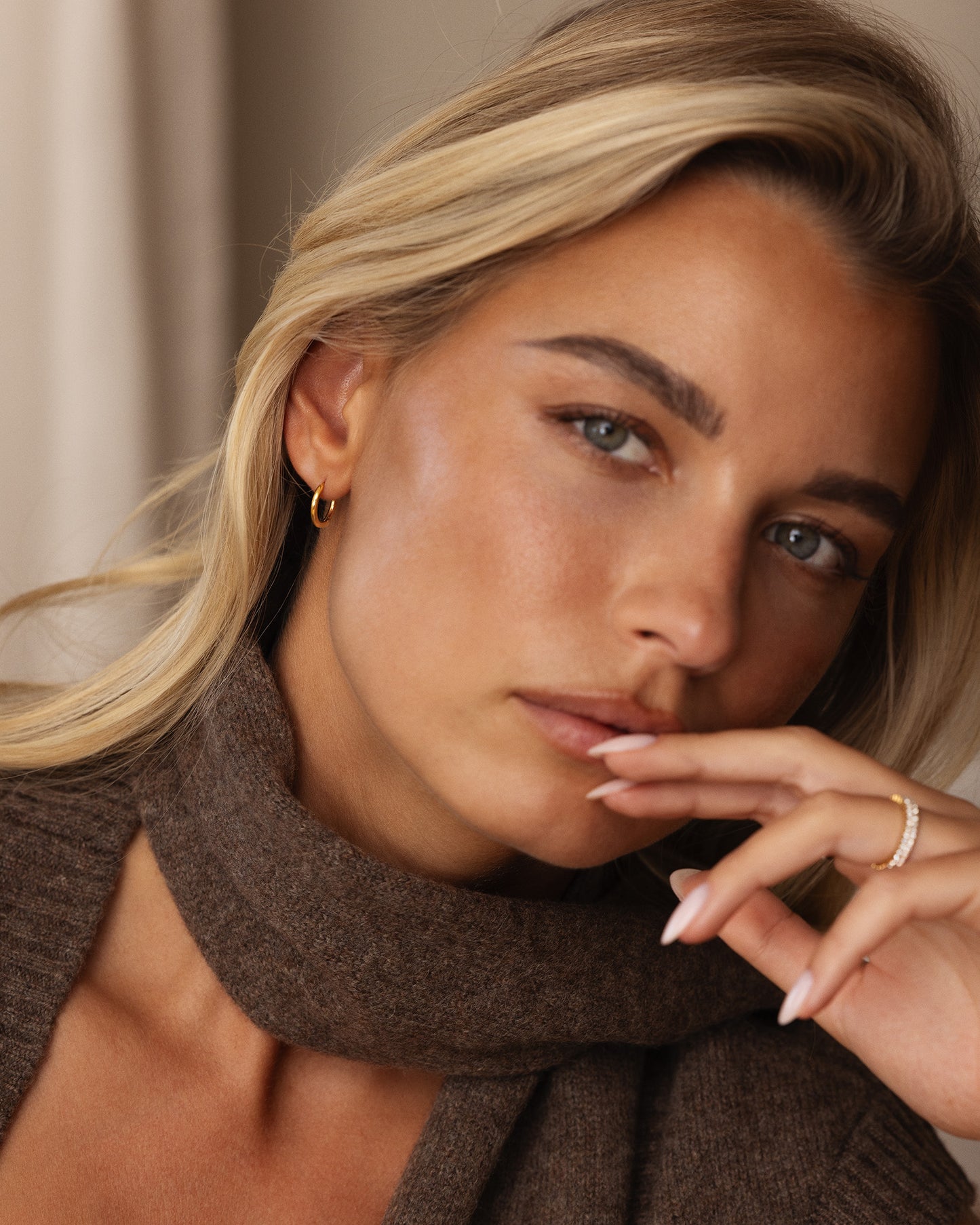 Slim Small Hoops