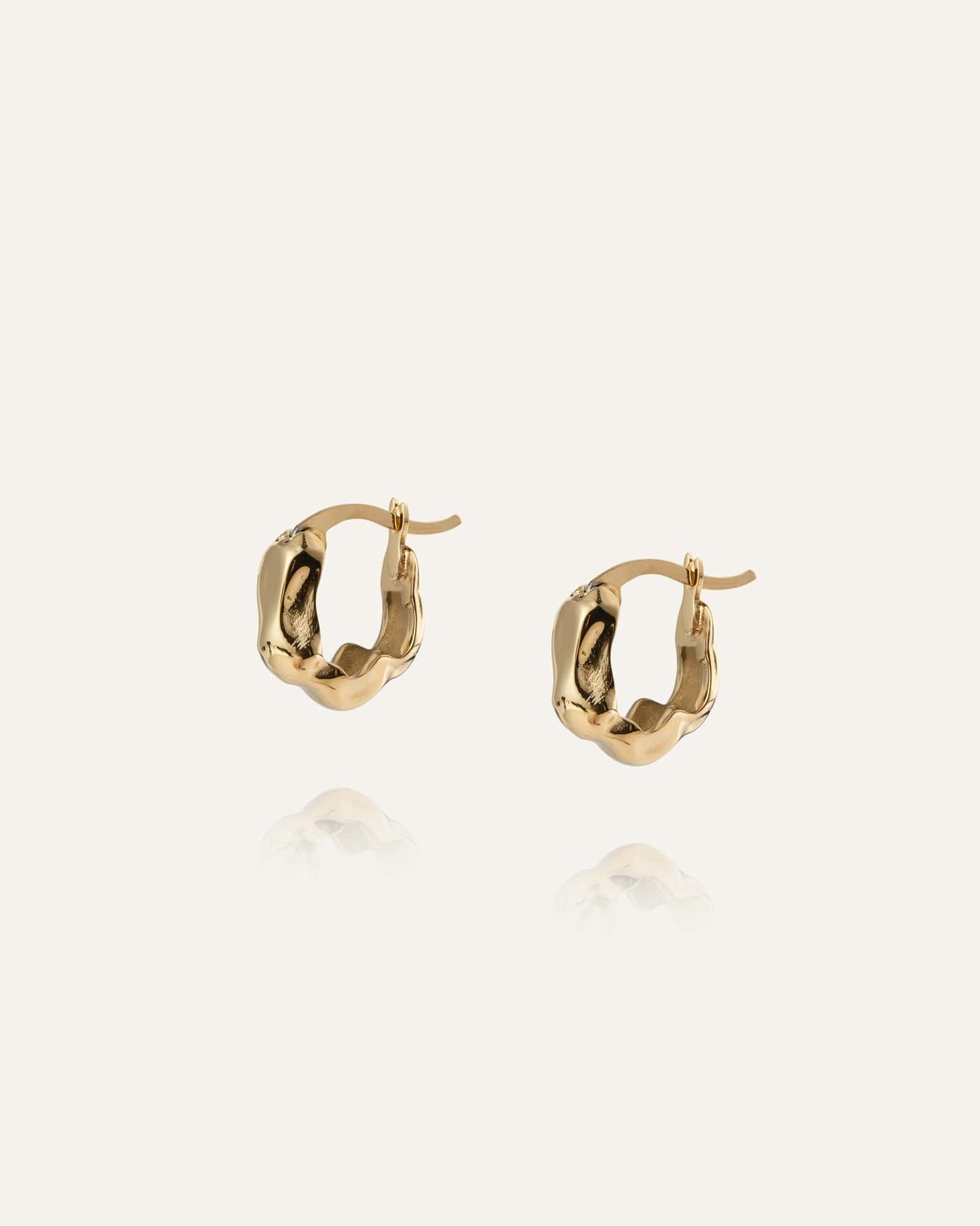 Wavy Bolded Mini Hoops