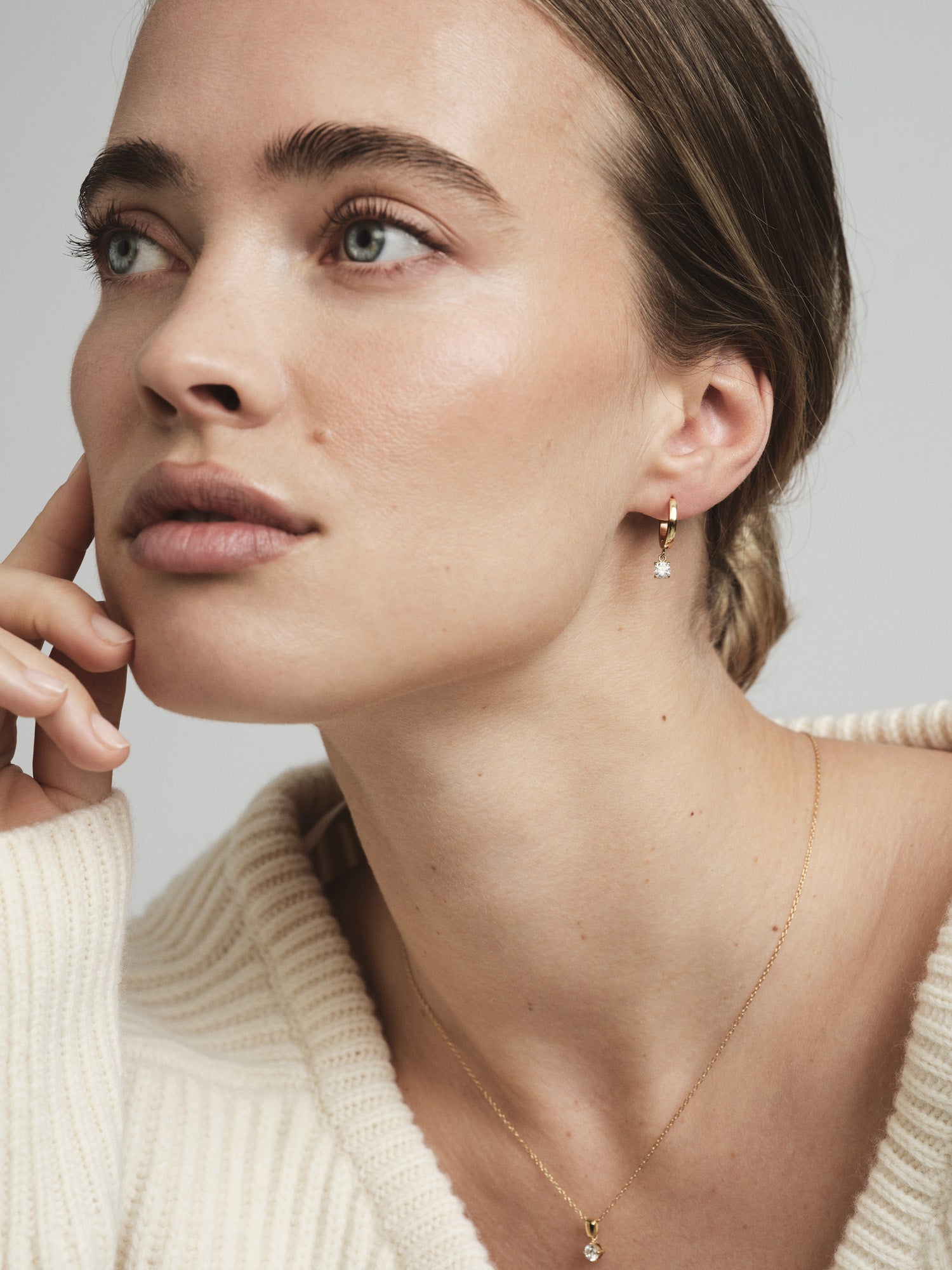 Jolie White Hoops