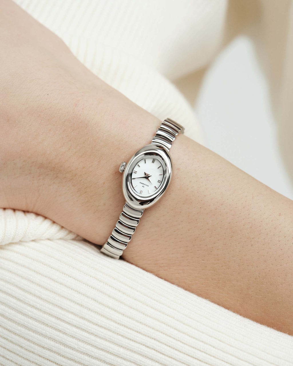 Belle Oval Petite Watch