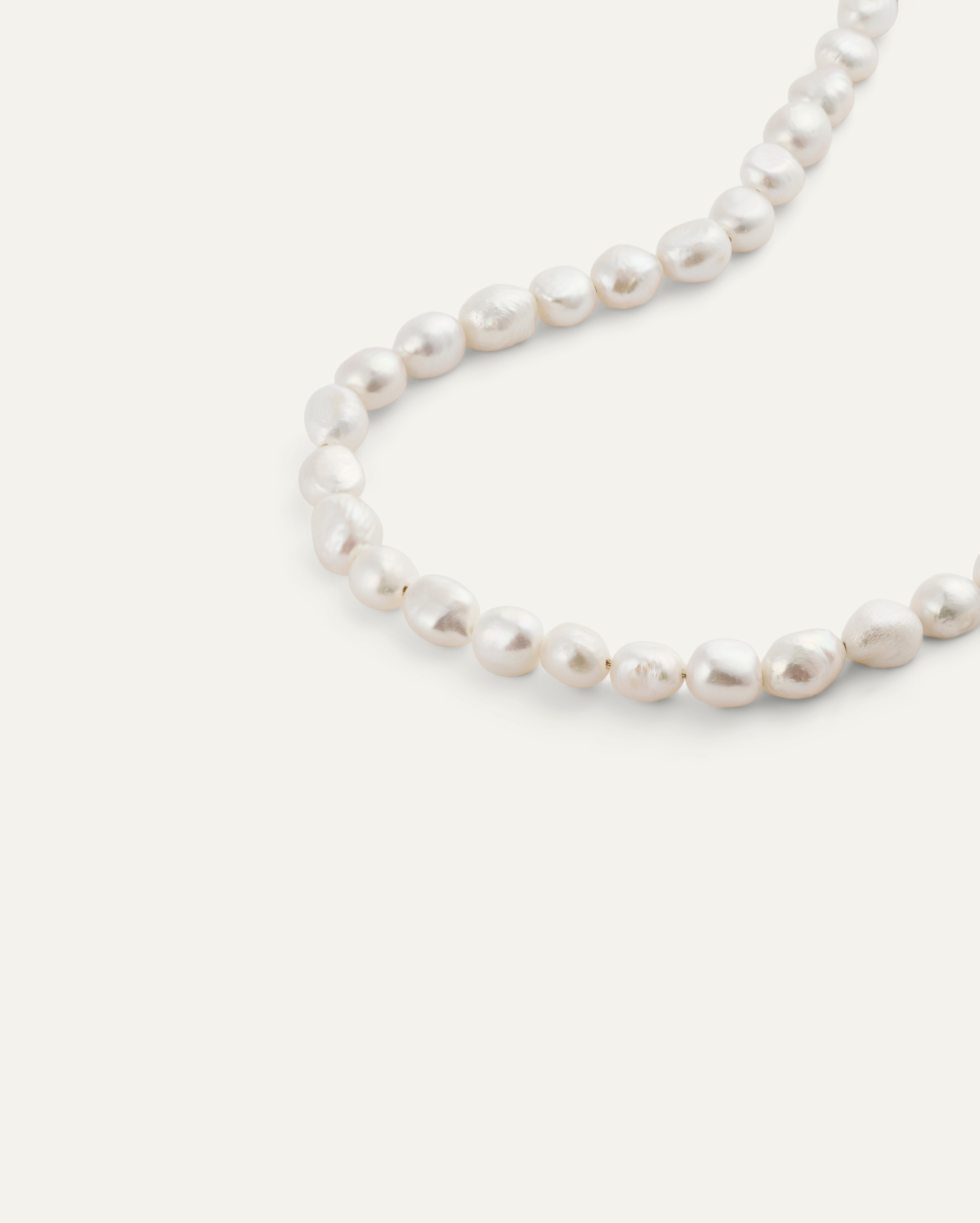 Aura Pearl Necklace