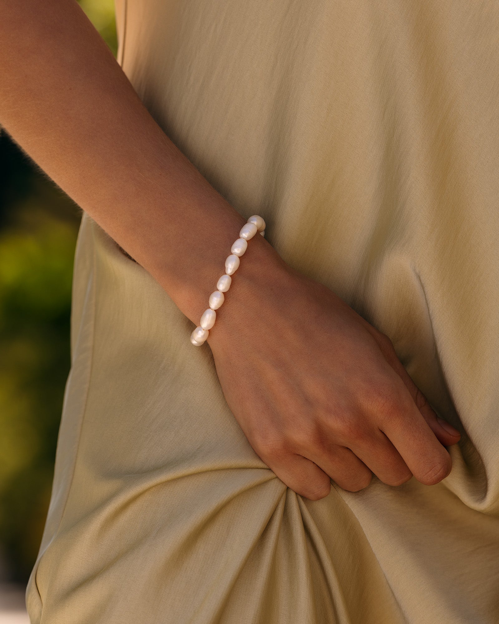 Aura Pearl Bracelet