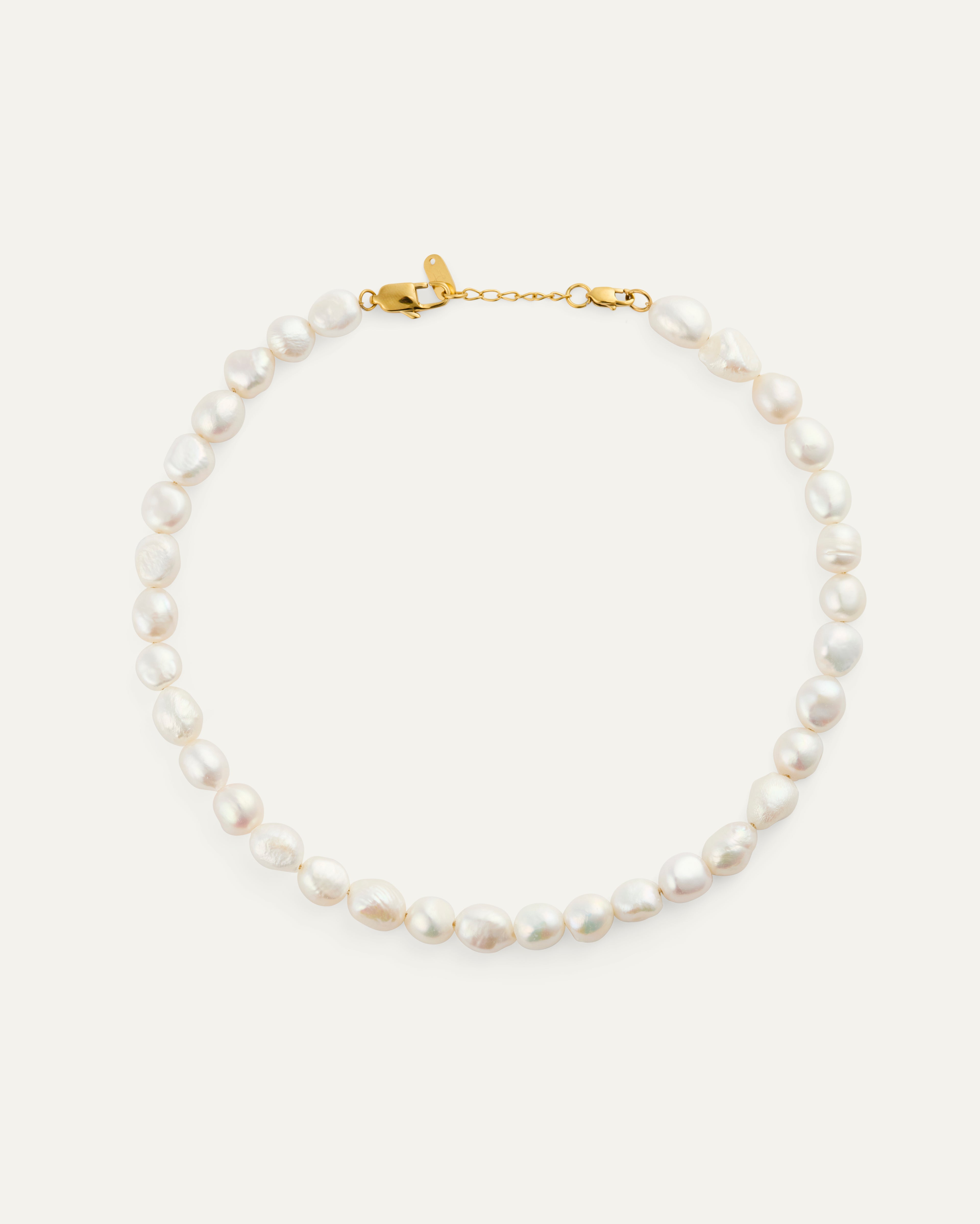 Aura Pearl Necklace
