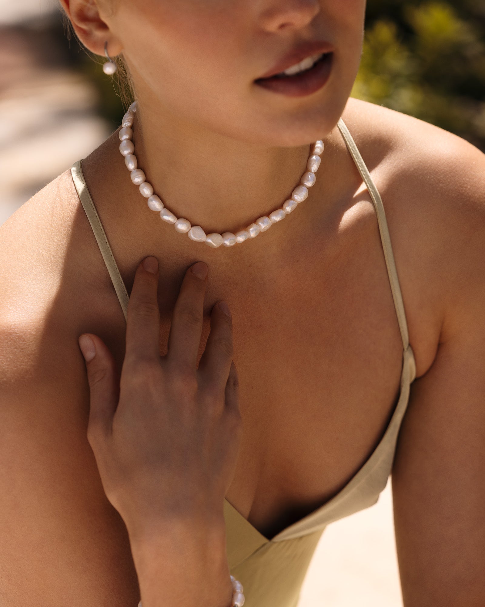 Aura Pearl Necklace