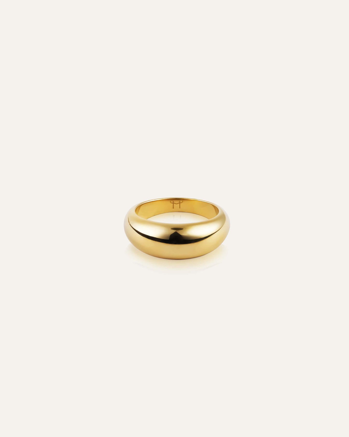 <tc>Bold Gold Ring</tc>