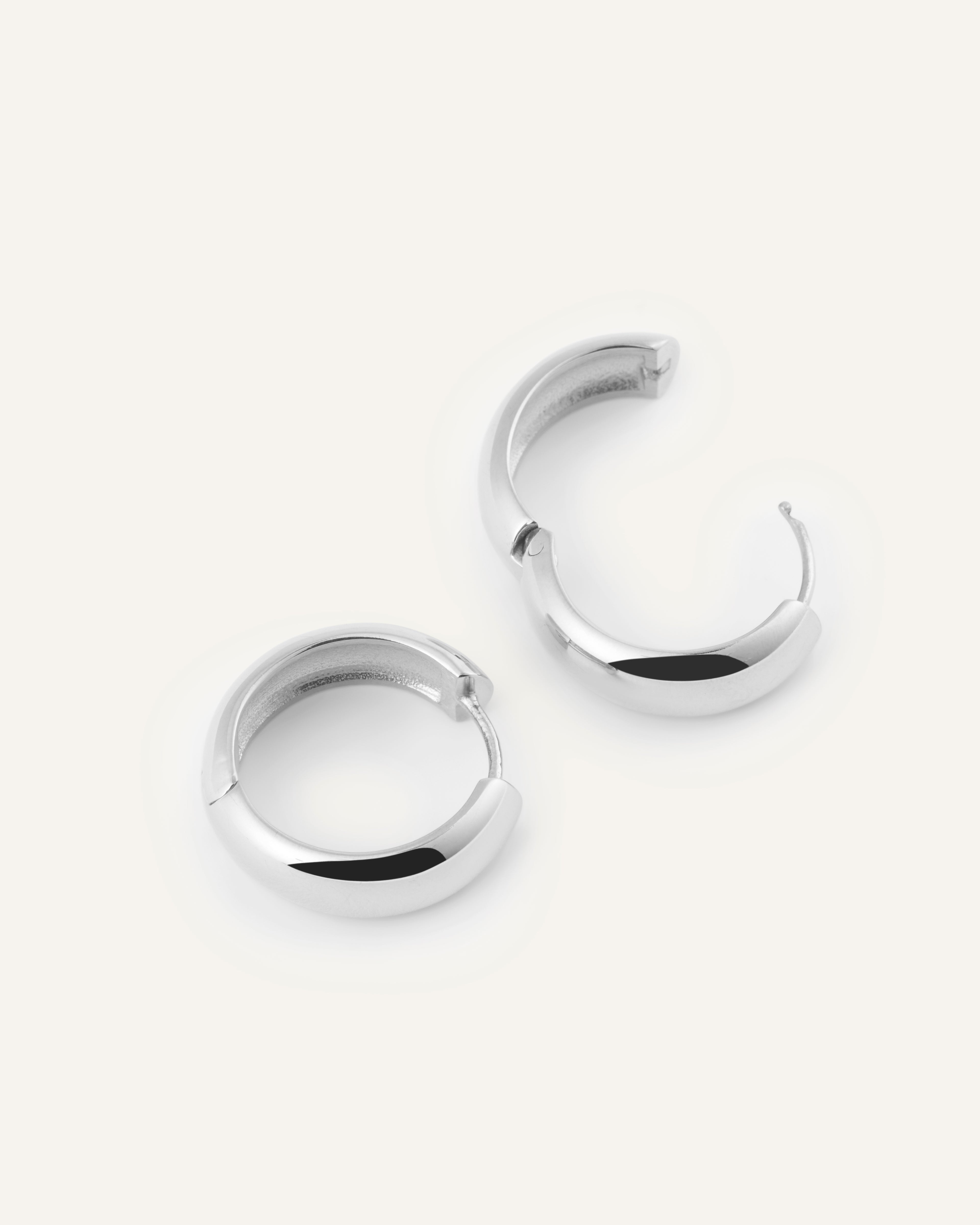 Brave Medium Hoops