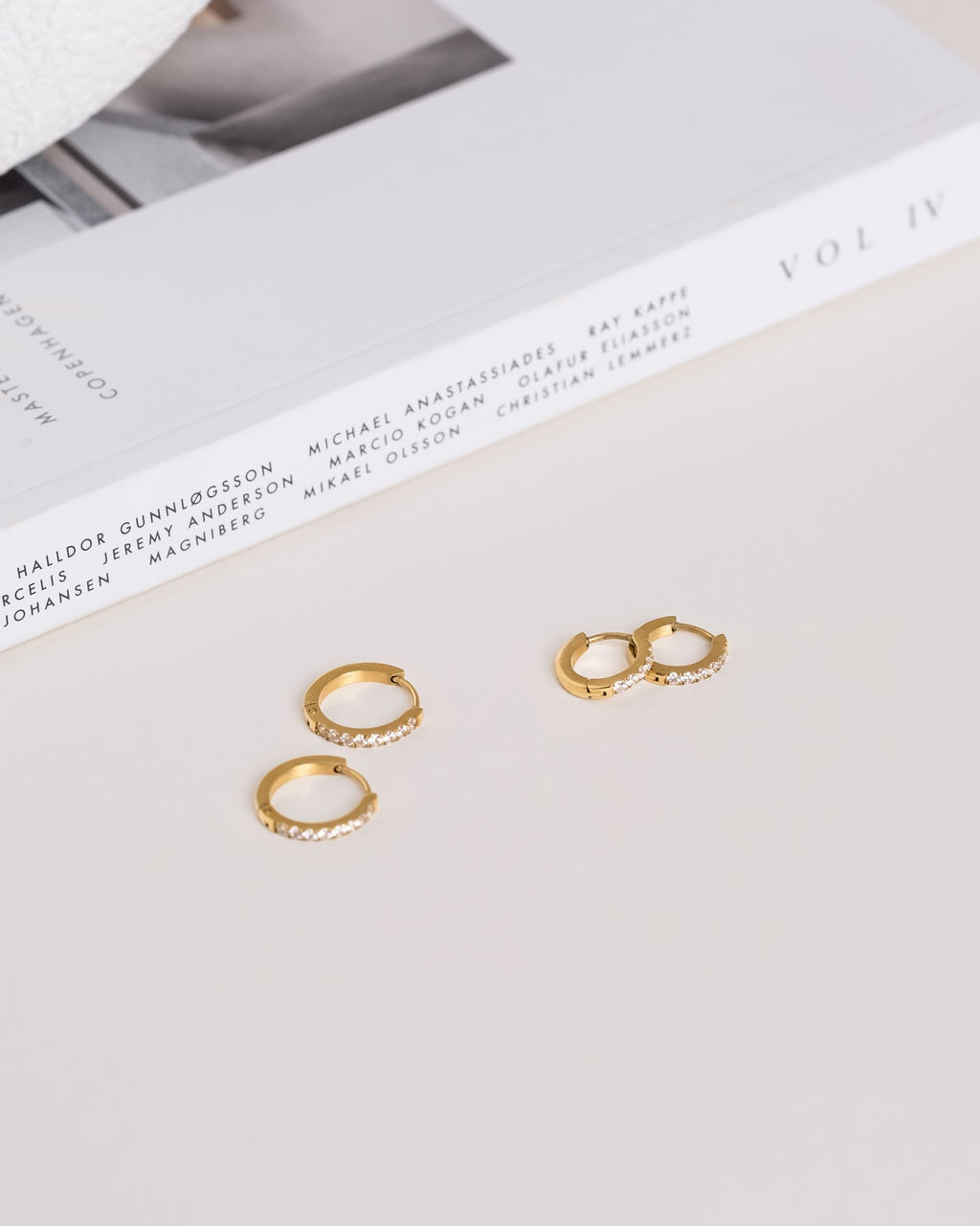 Shiny Hoops Medium