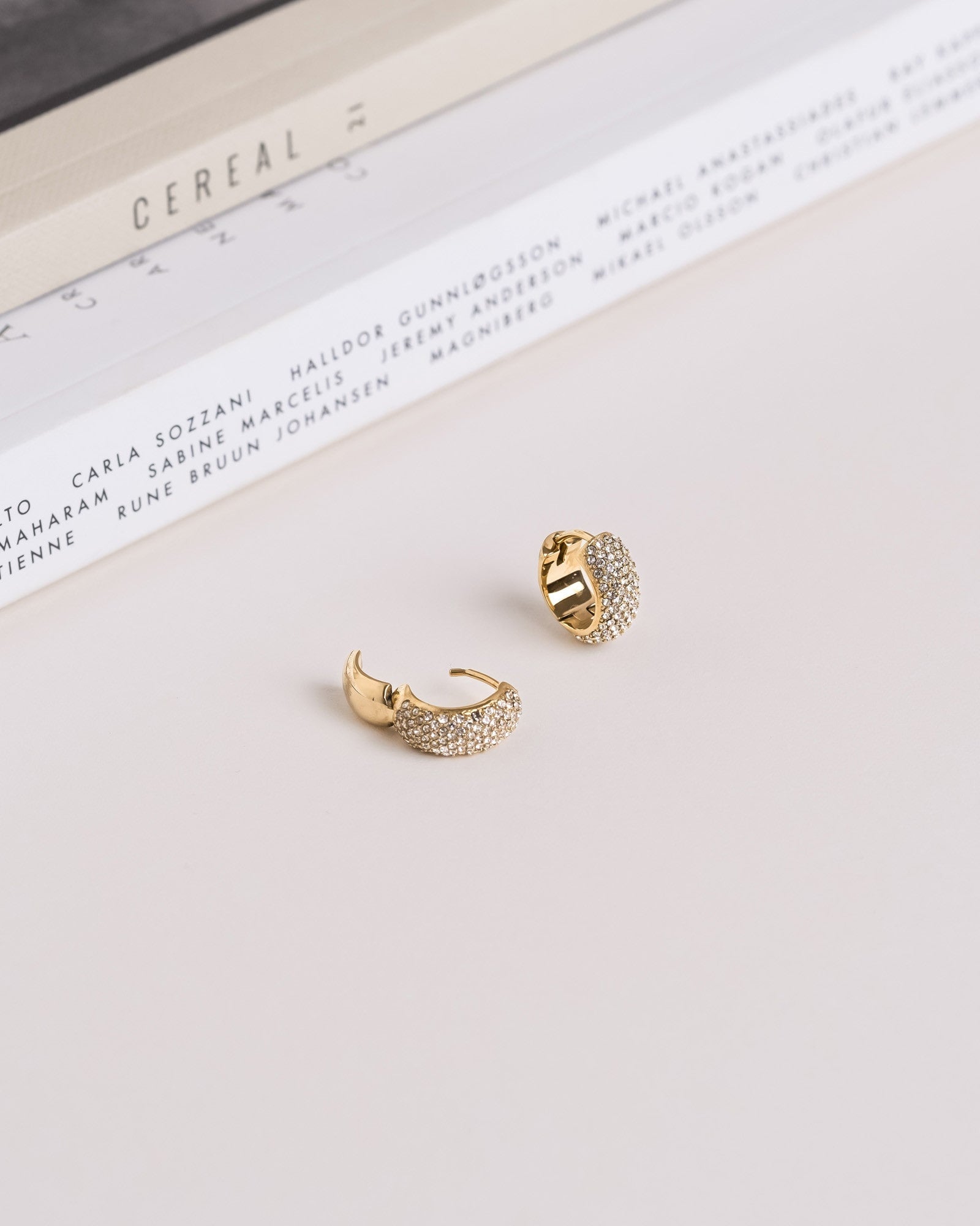Amour Gold Hoops Medium