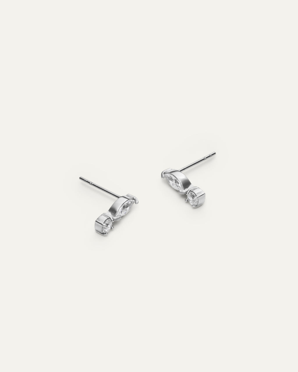 Élise Steel Studs