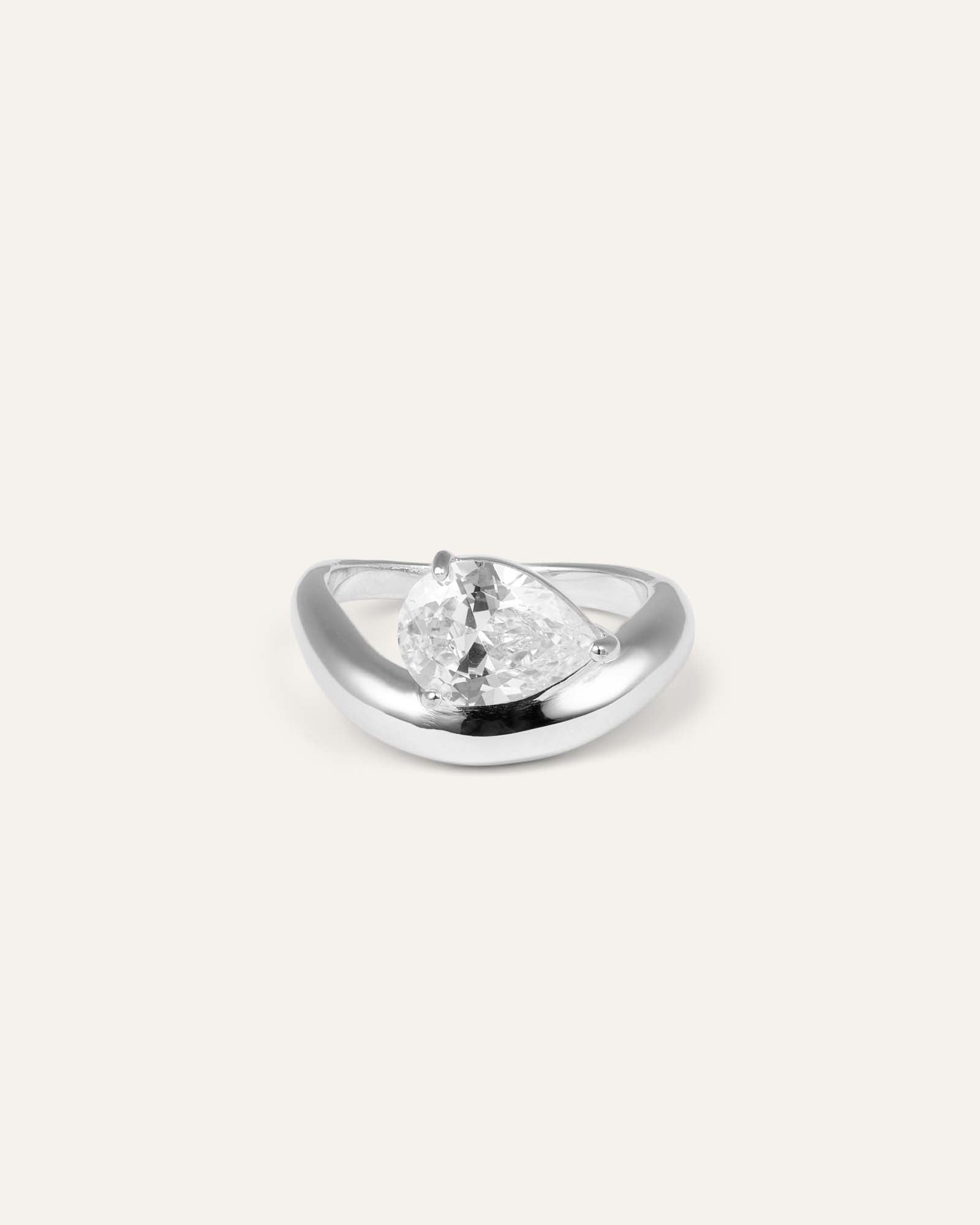 Amara Ring