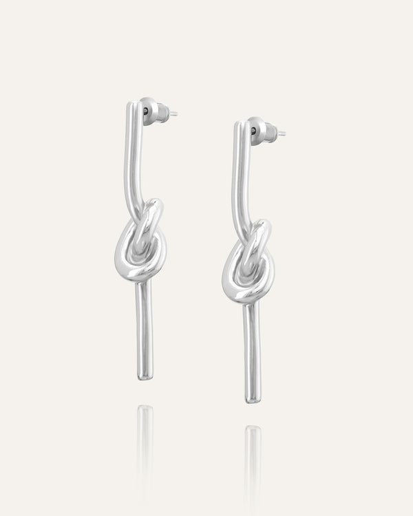 Knot earrings silver