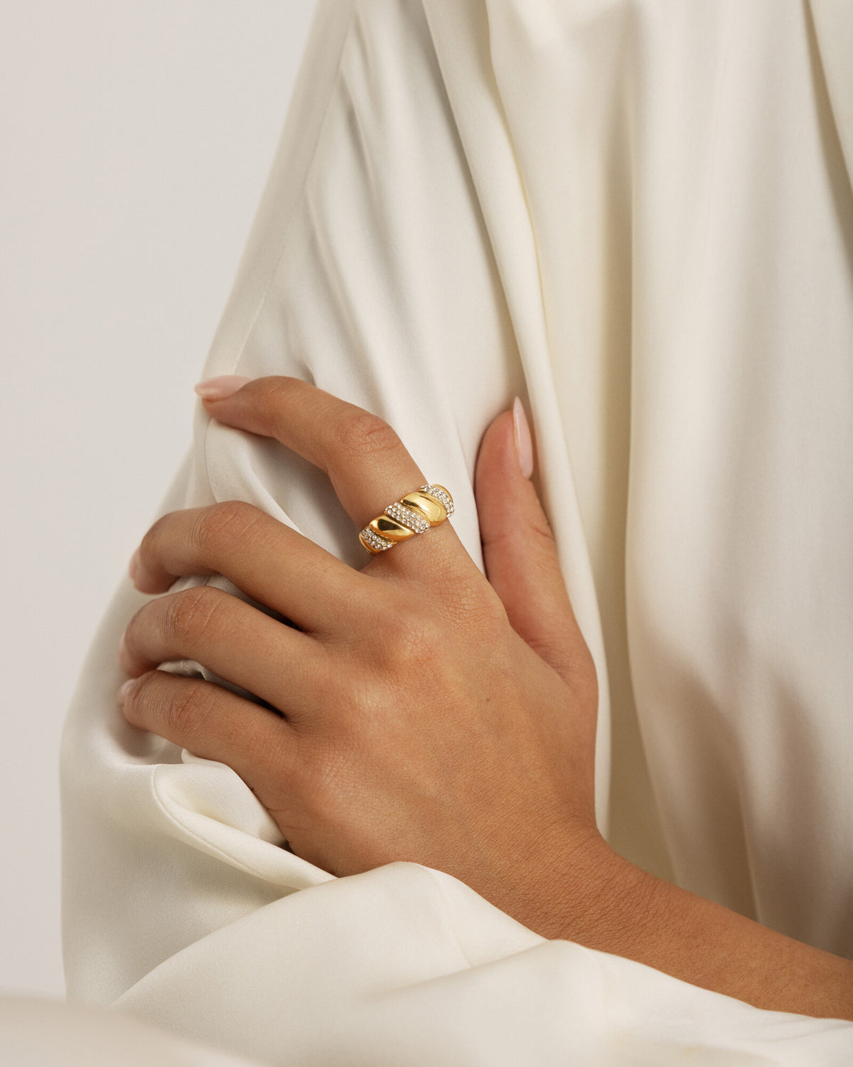 Noela Ring