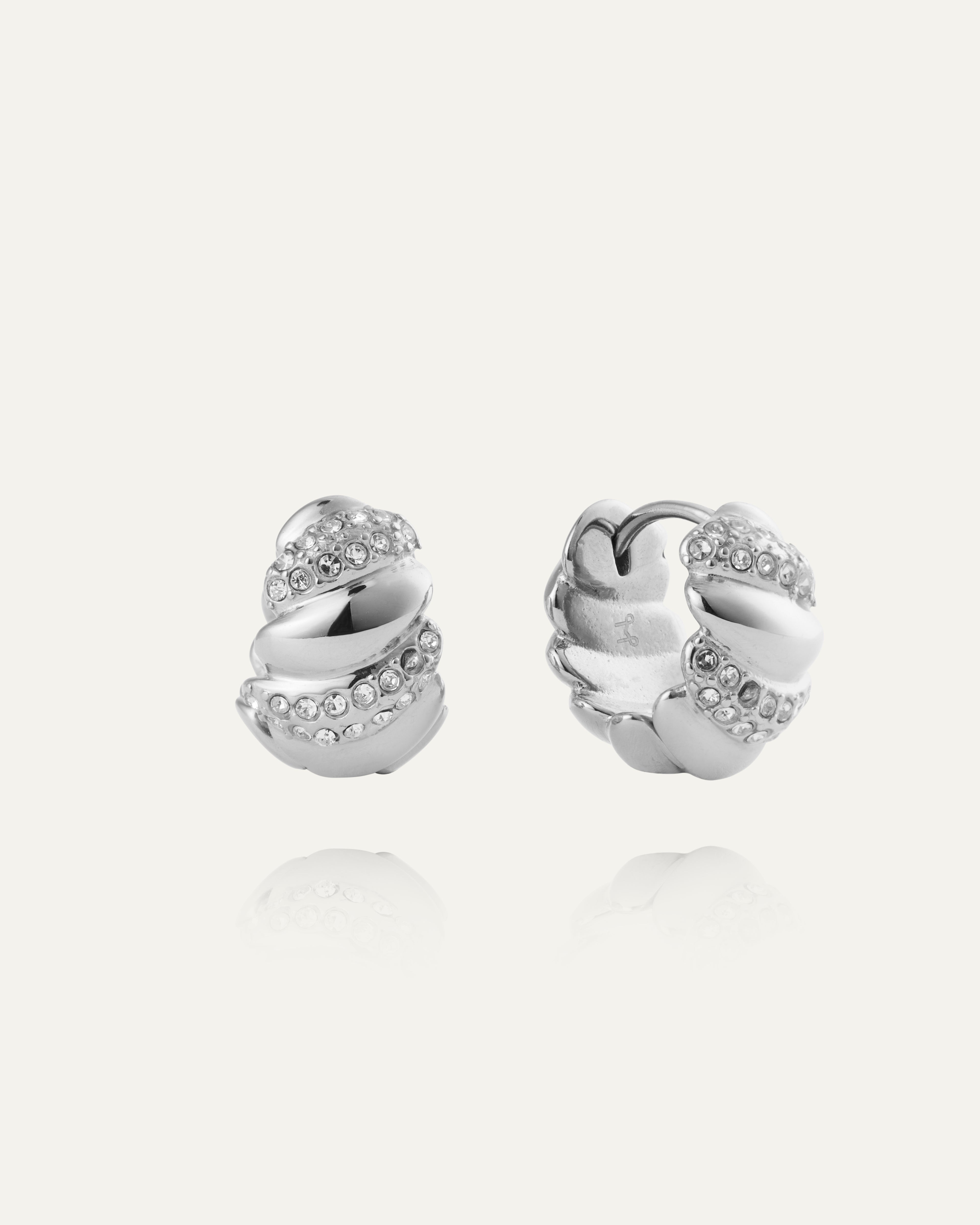 Noela Medium Hoops