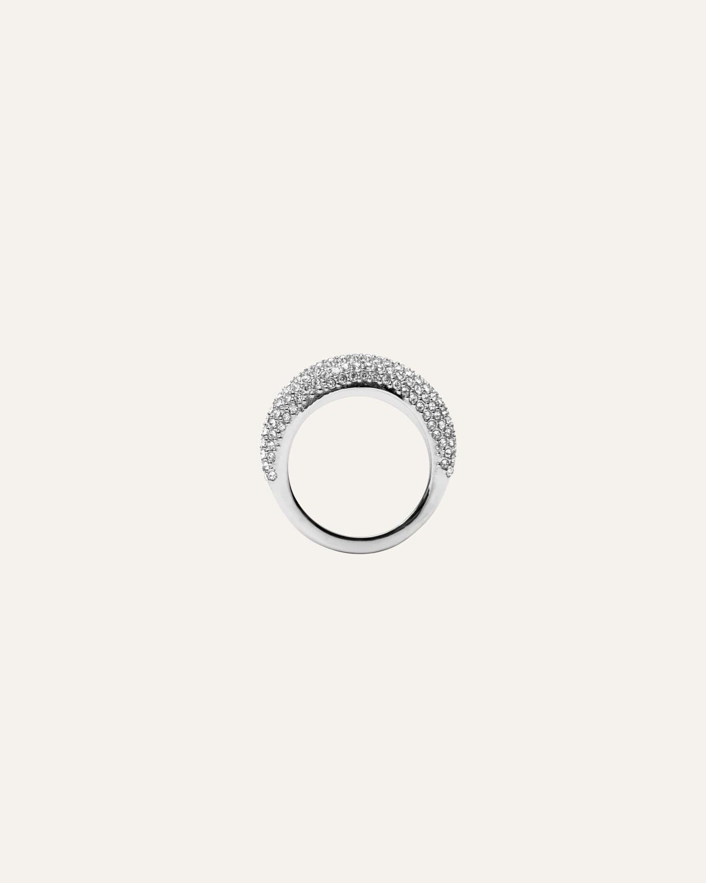 Pavé daring silver ring