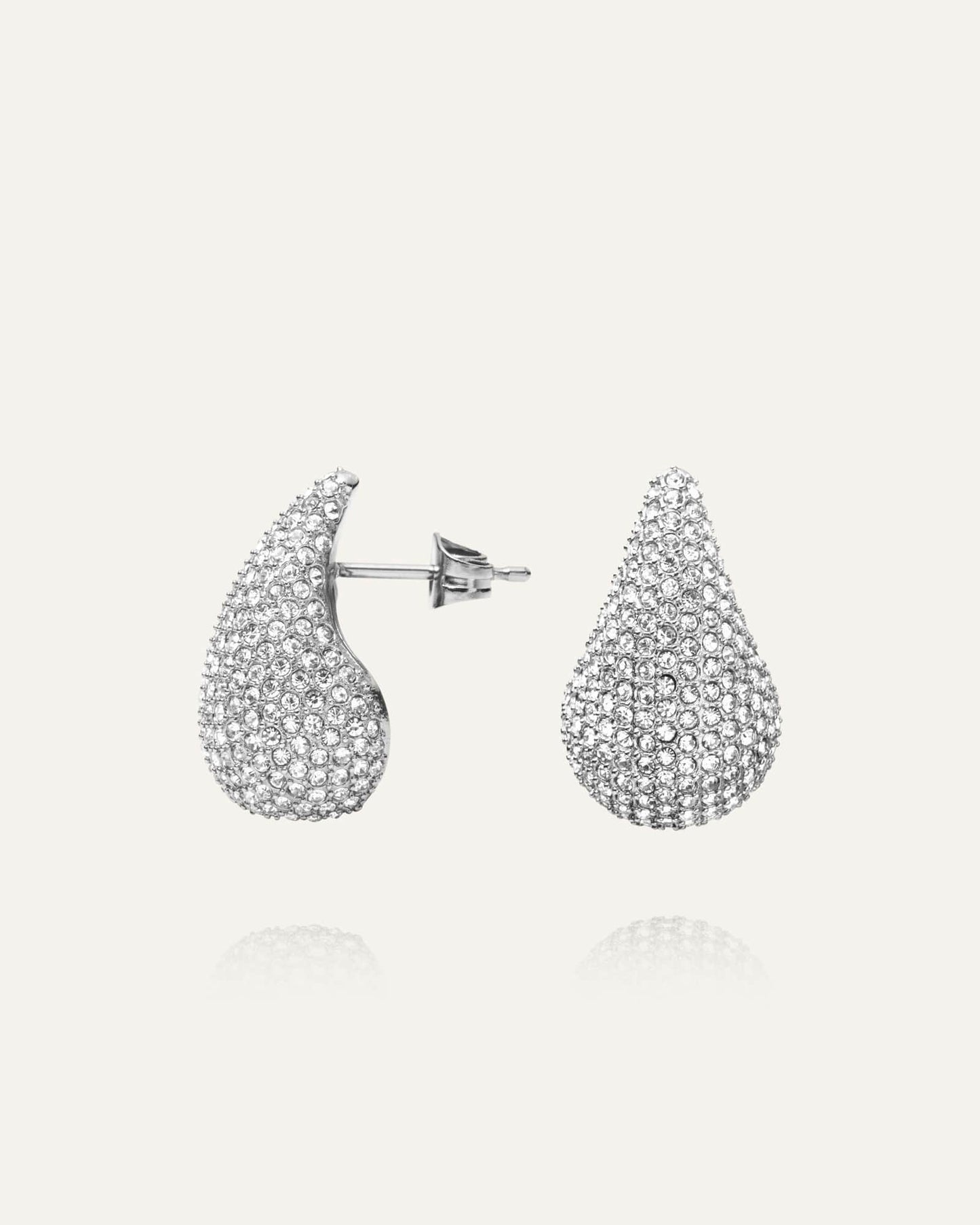 Pavé daring small silver dupe earring