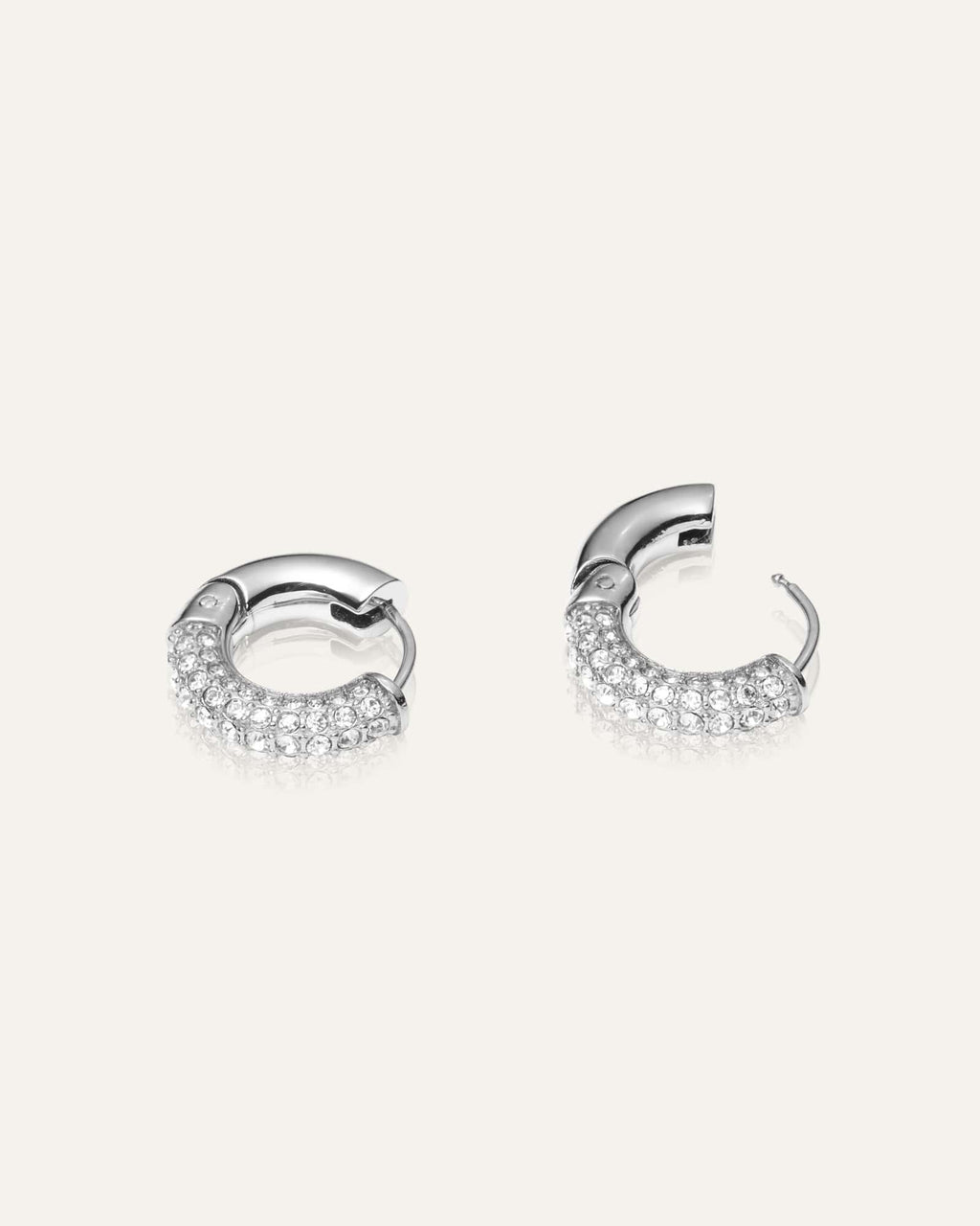 Pavé Everyday Medium Hoops