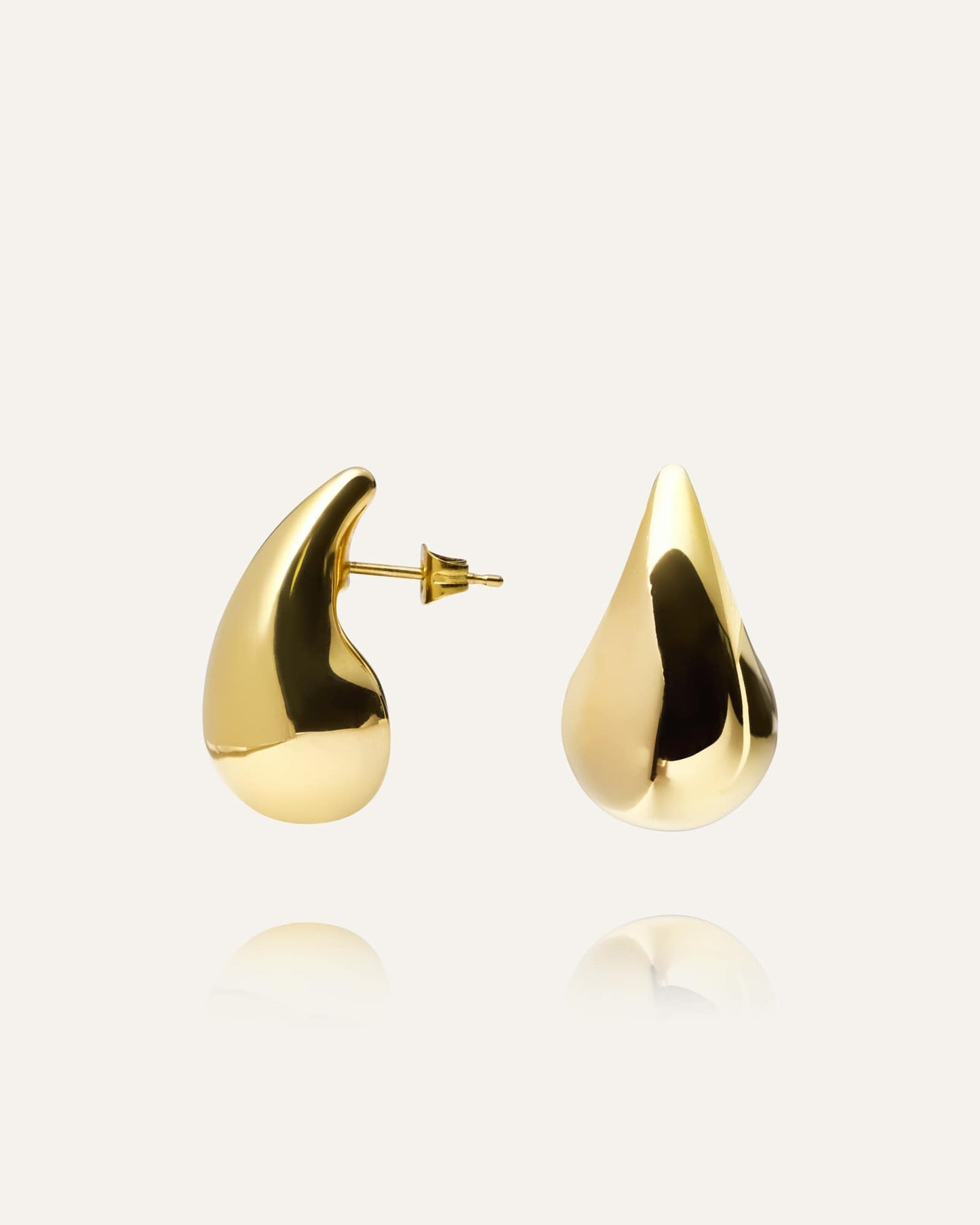 Plain daring small gold dupe earring