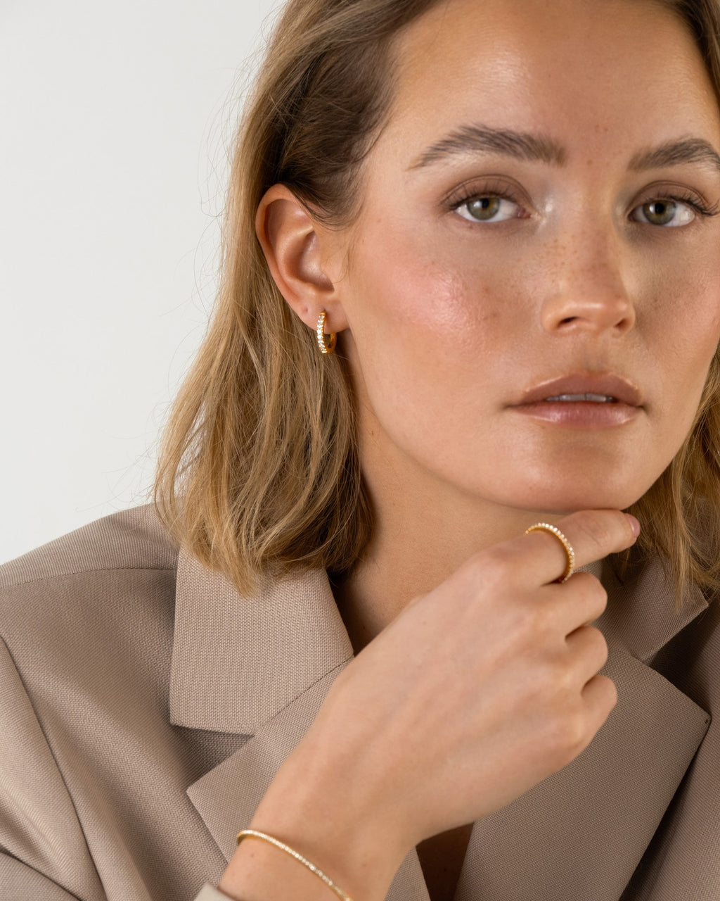 Shiny Hoops Medium