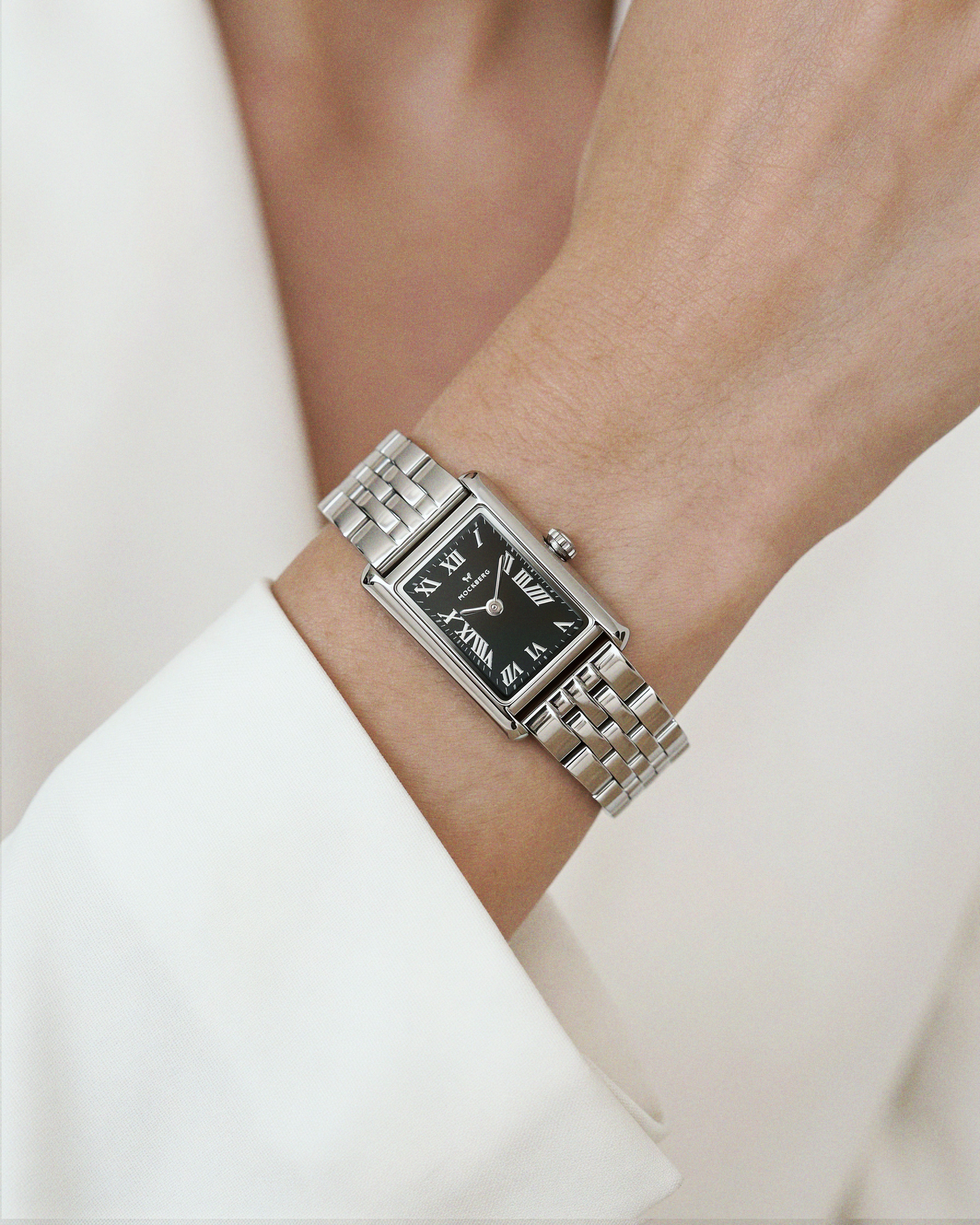 <tc>Timeless Silver Noir</tc>