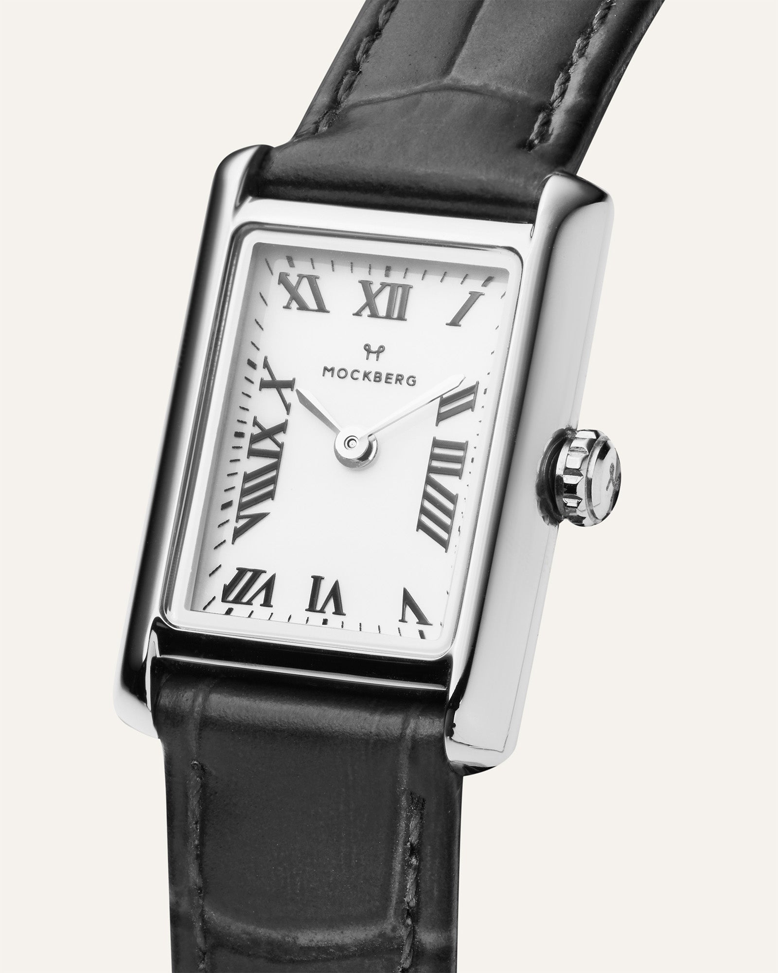 Zeitlose Uhr mit schwarzem Lederarmband