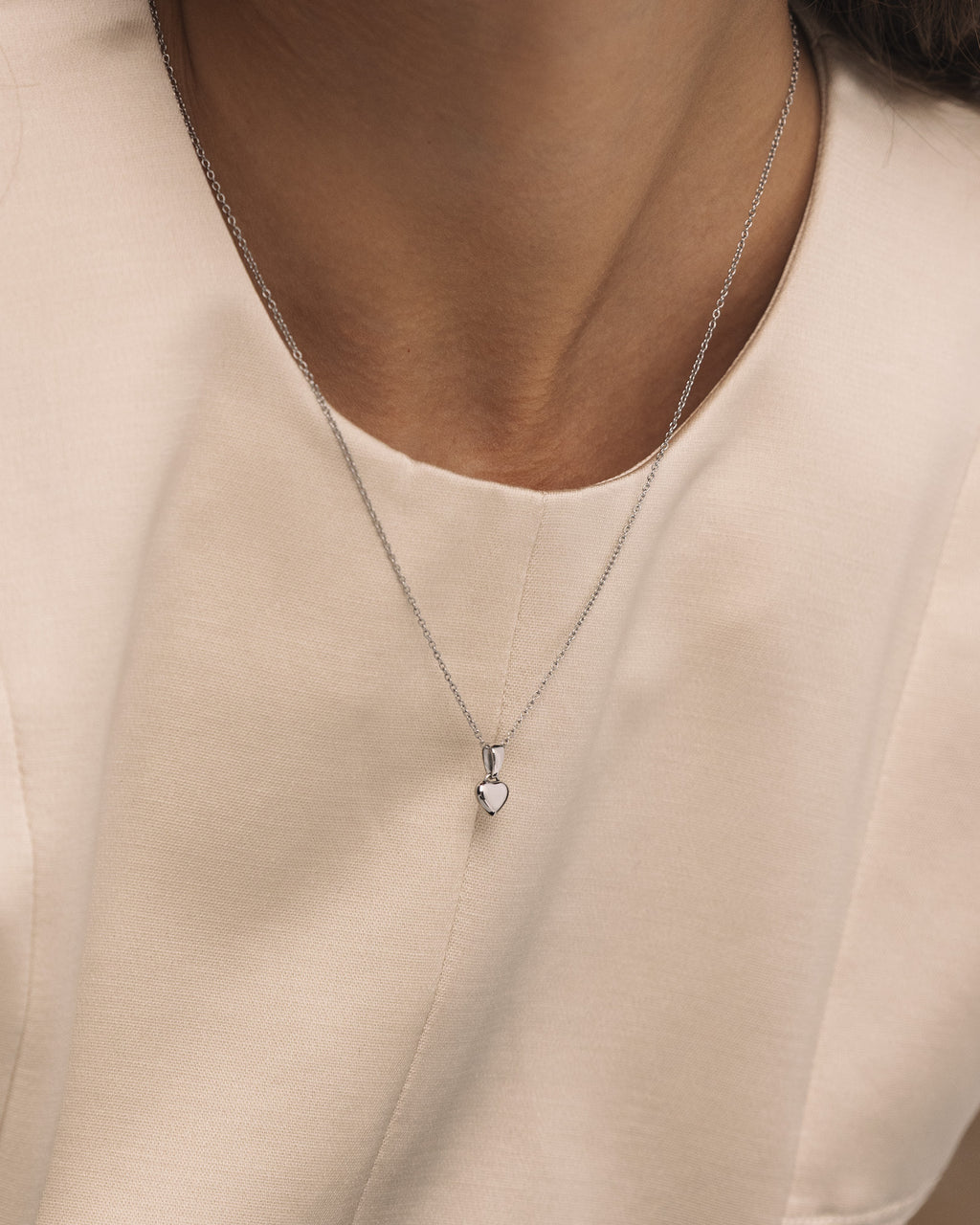 Sweetheart Medium Necklace