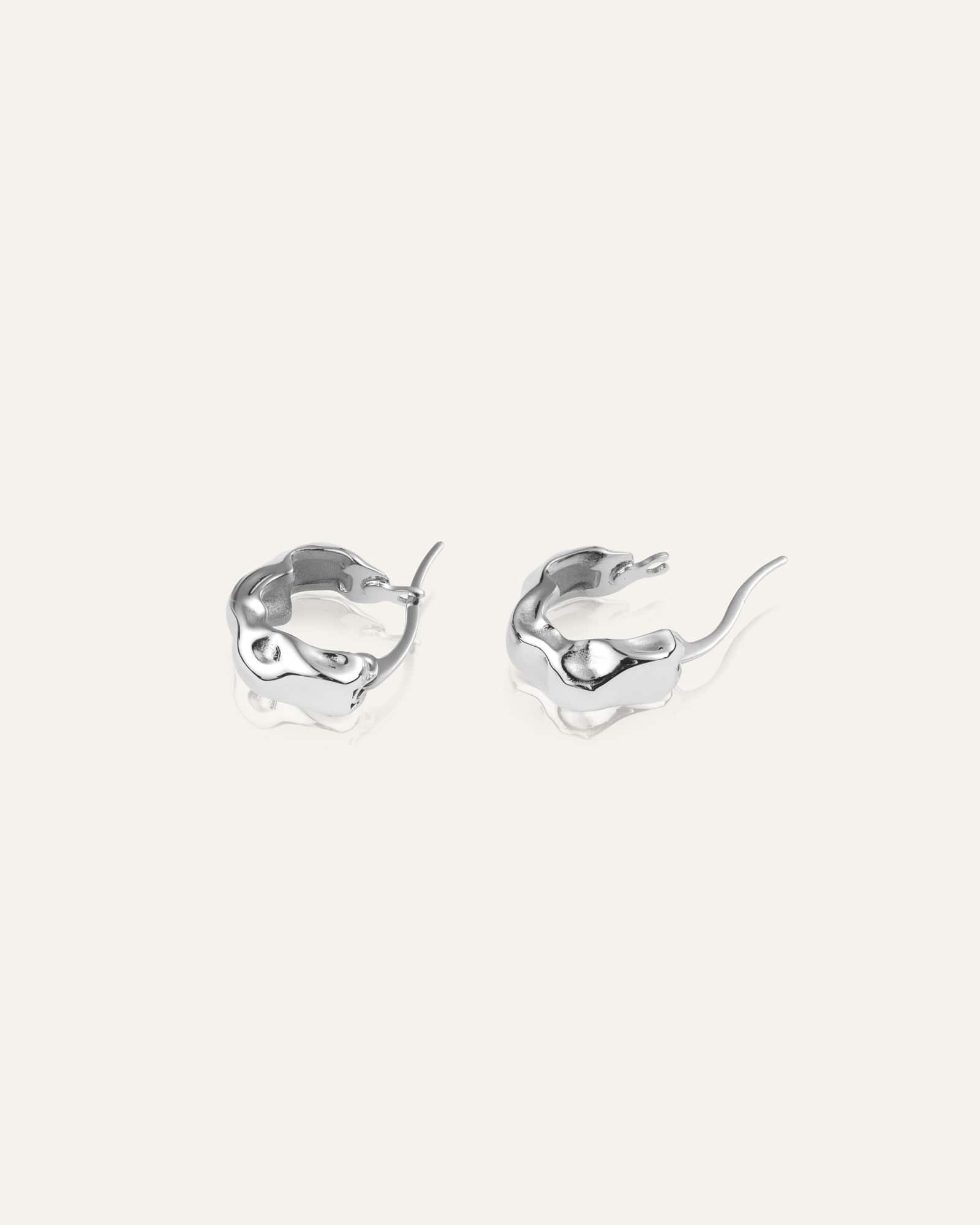 Wavy Bolded Mini Hoops