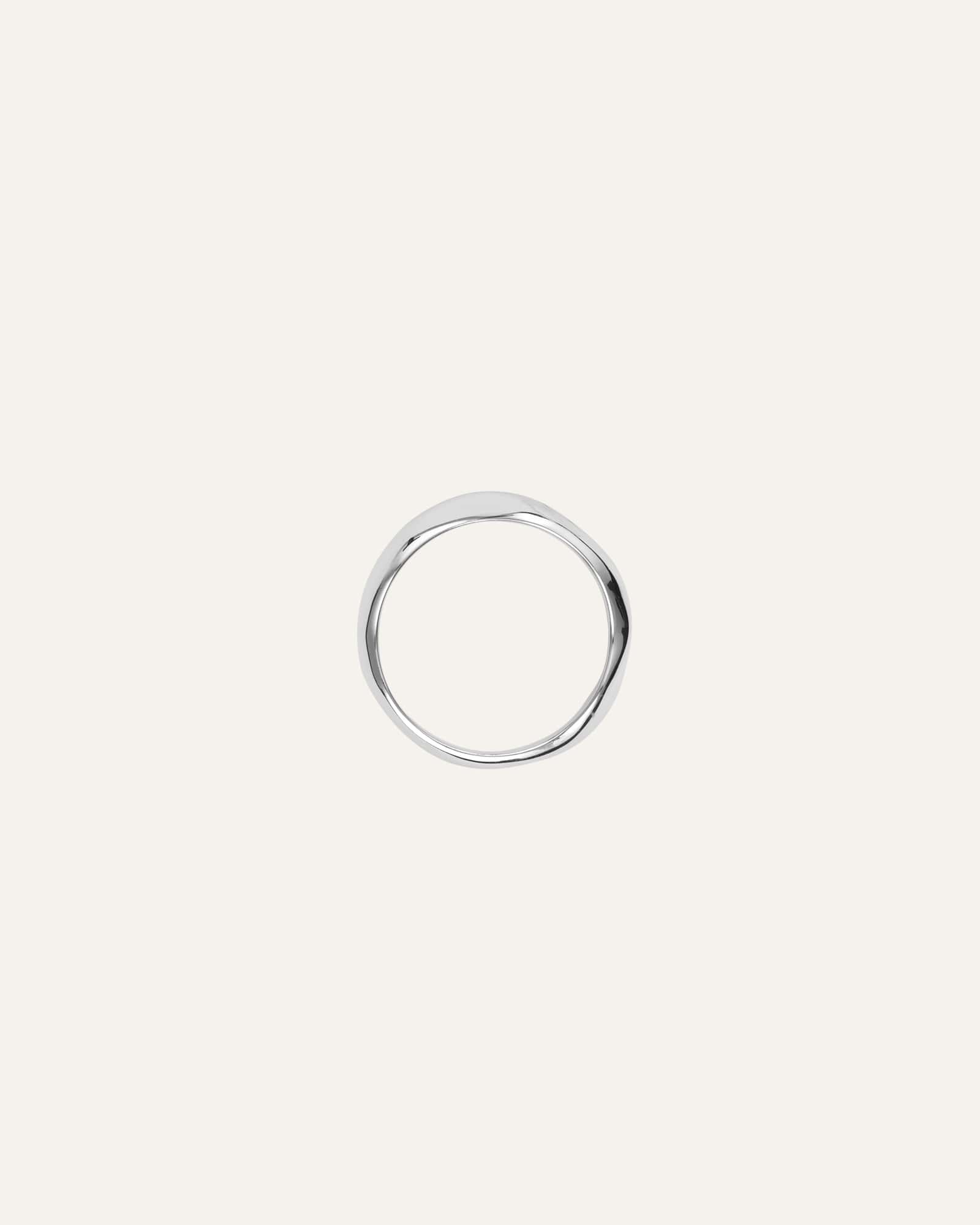 Wavy Bolded Ring
