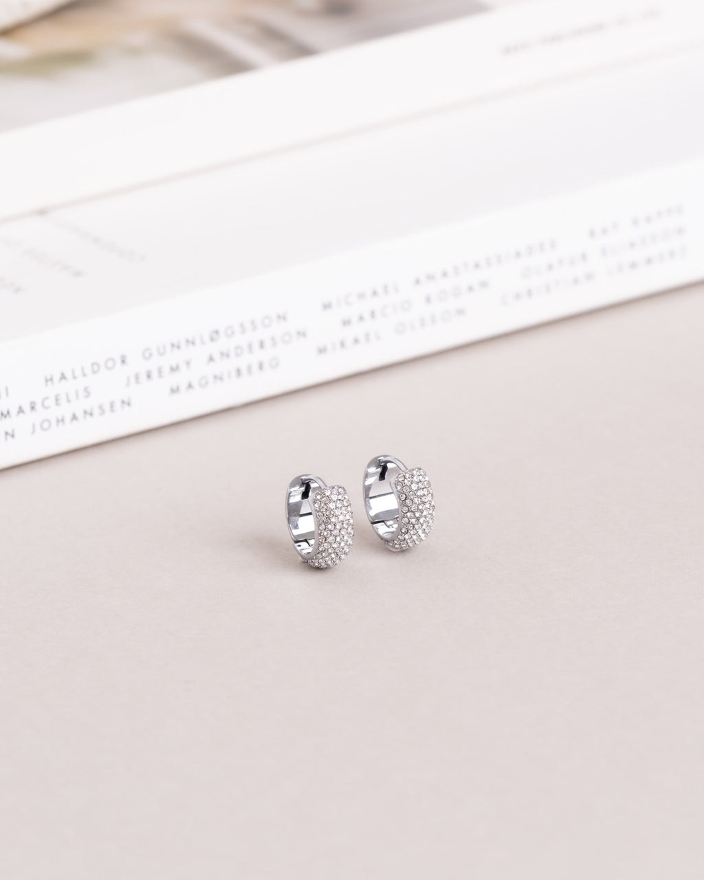 Amour Hoops Small