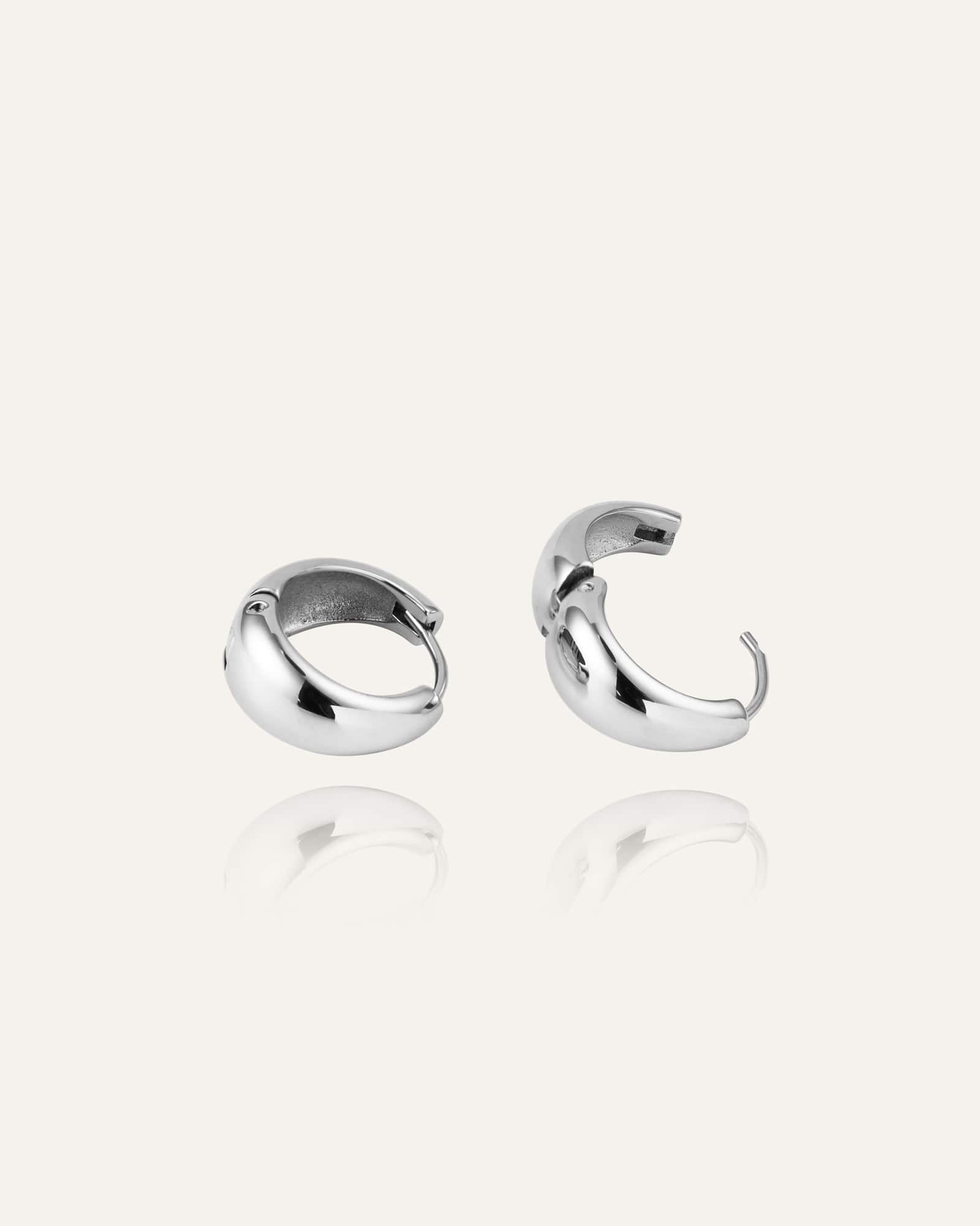 Bold Hoops Medium