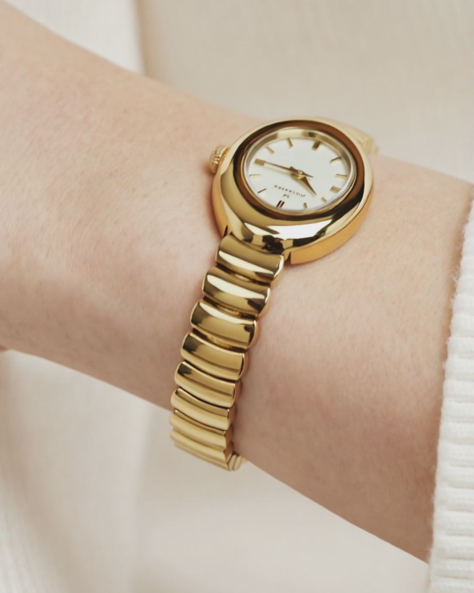 Belle Oval Watch