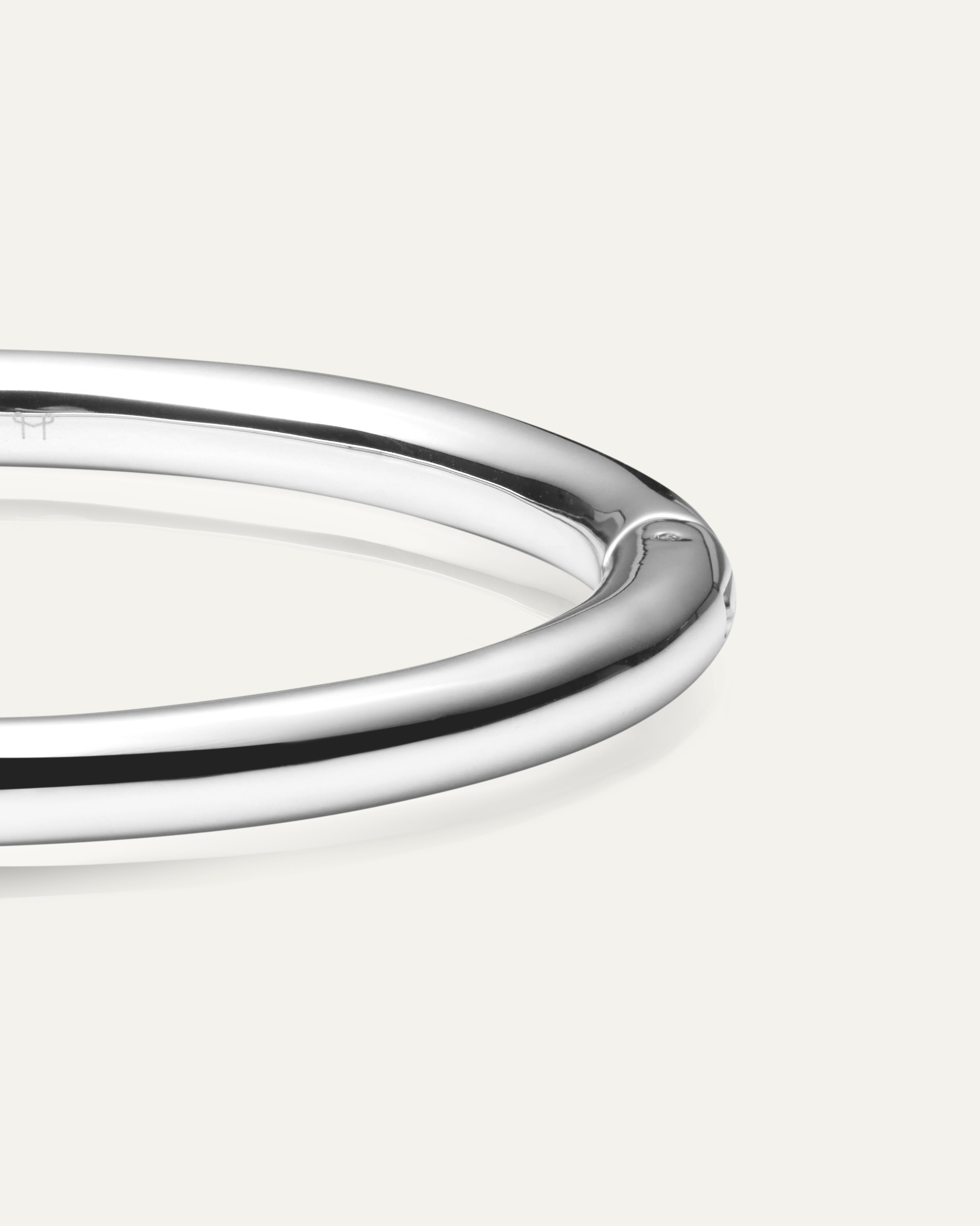 Aura Bold Bangle