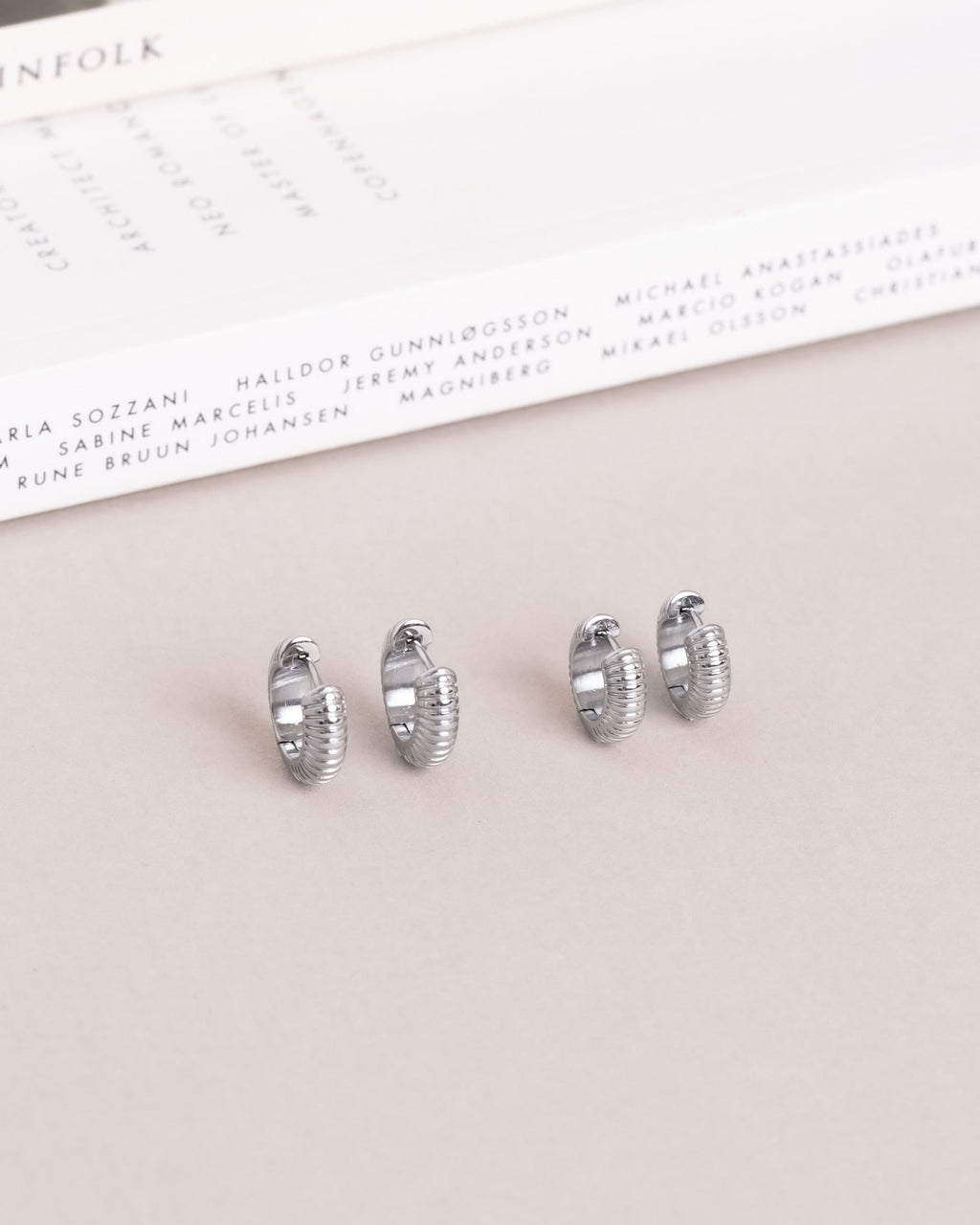 Ribbed Hoops Medium