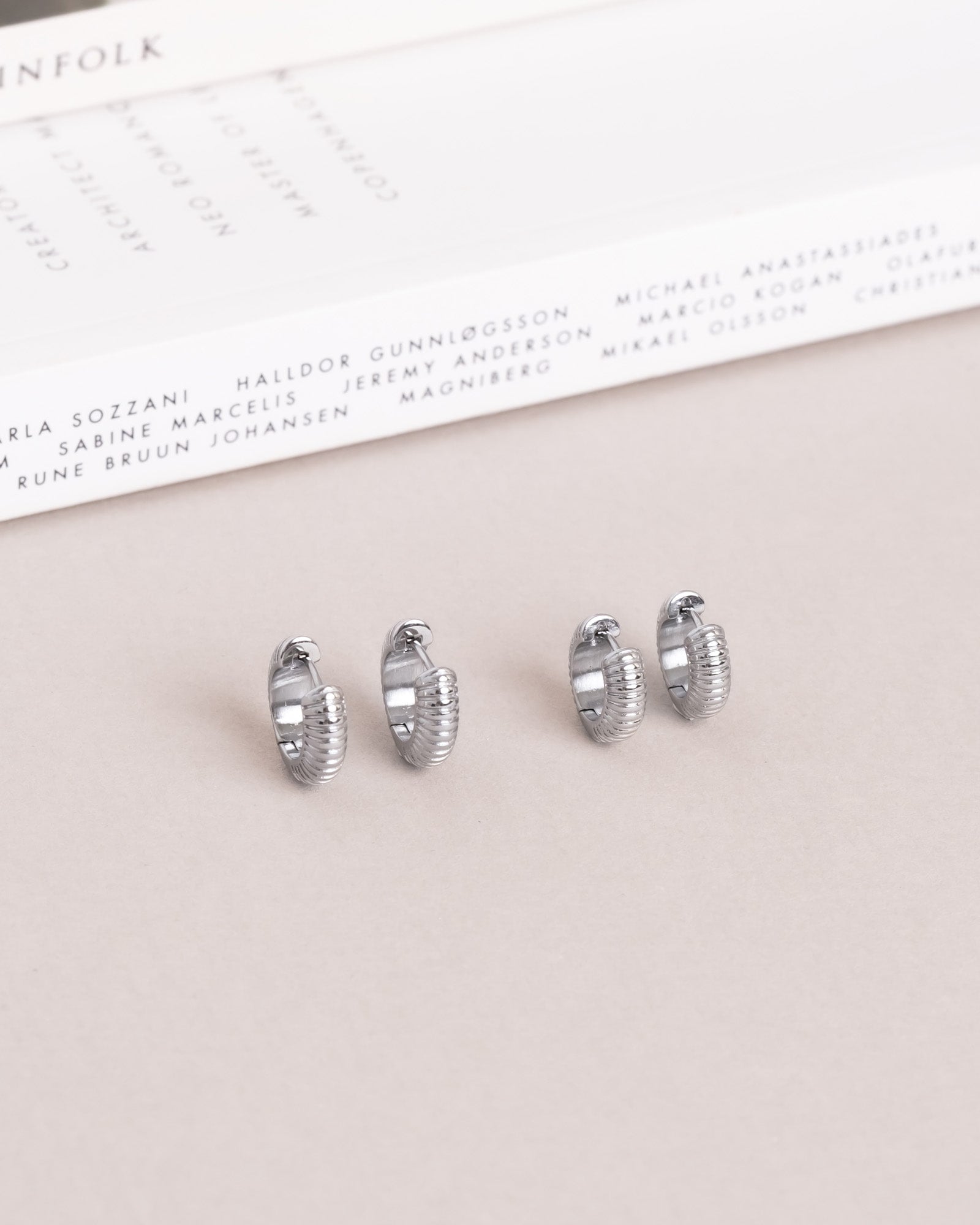 Ribbed Hoops Medium