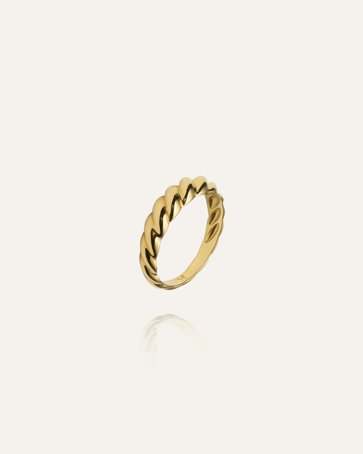 Elsa Gold Ring