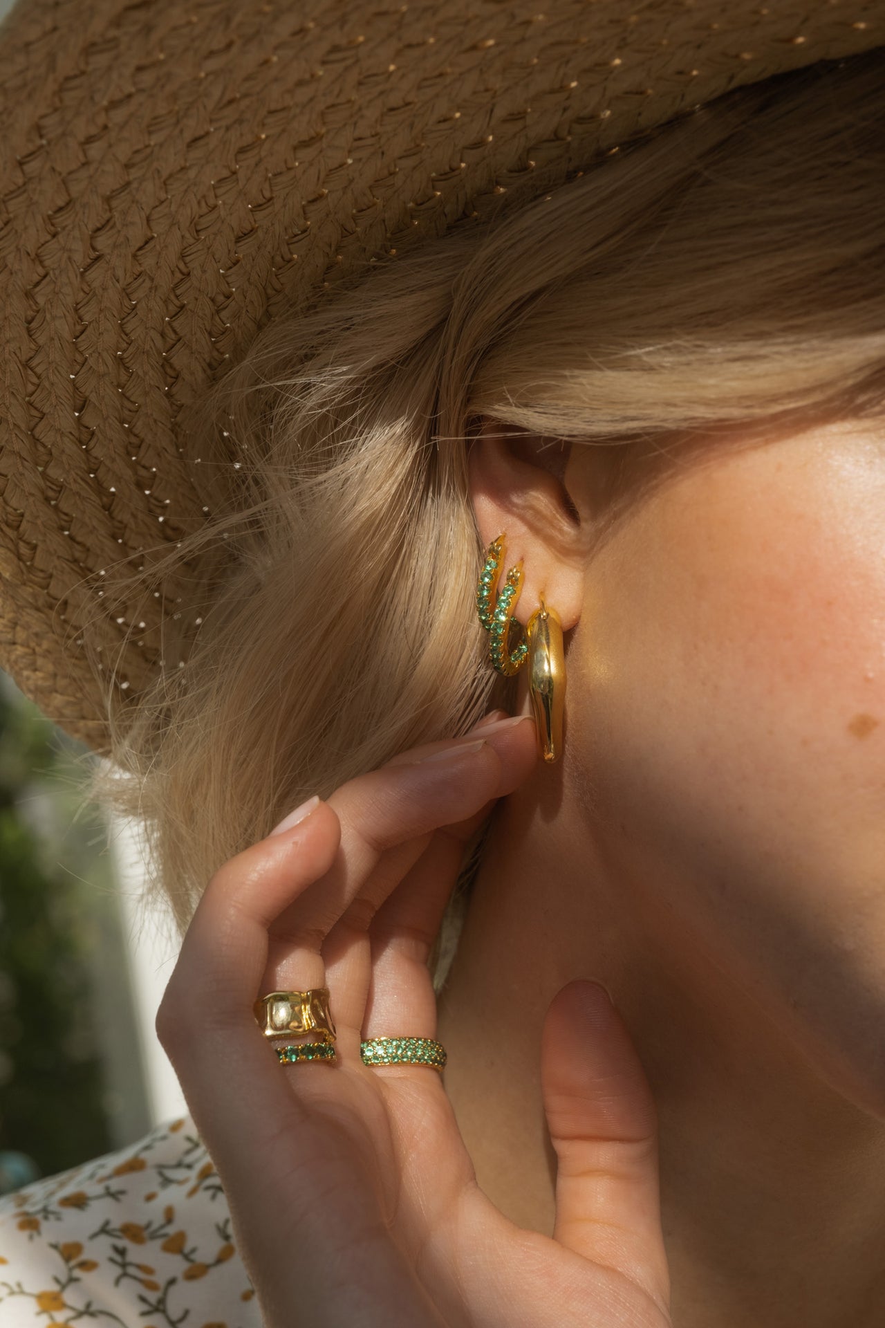 Lunar Earrings Gold / Green
