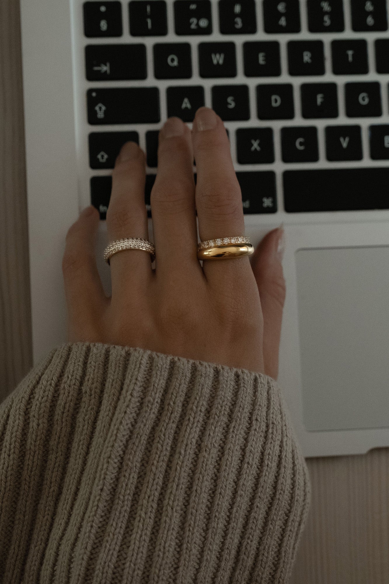 Elipse Ring Gold/White