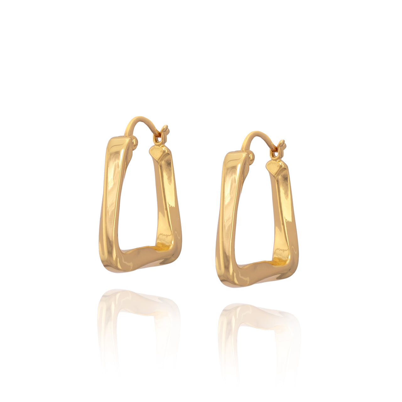 Twisted earrings gold